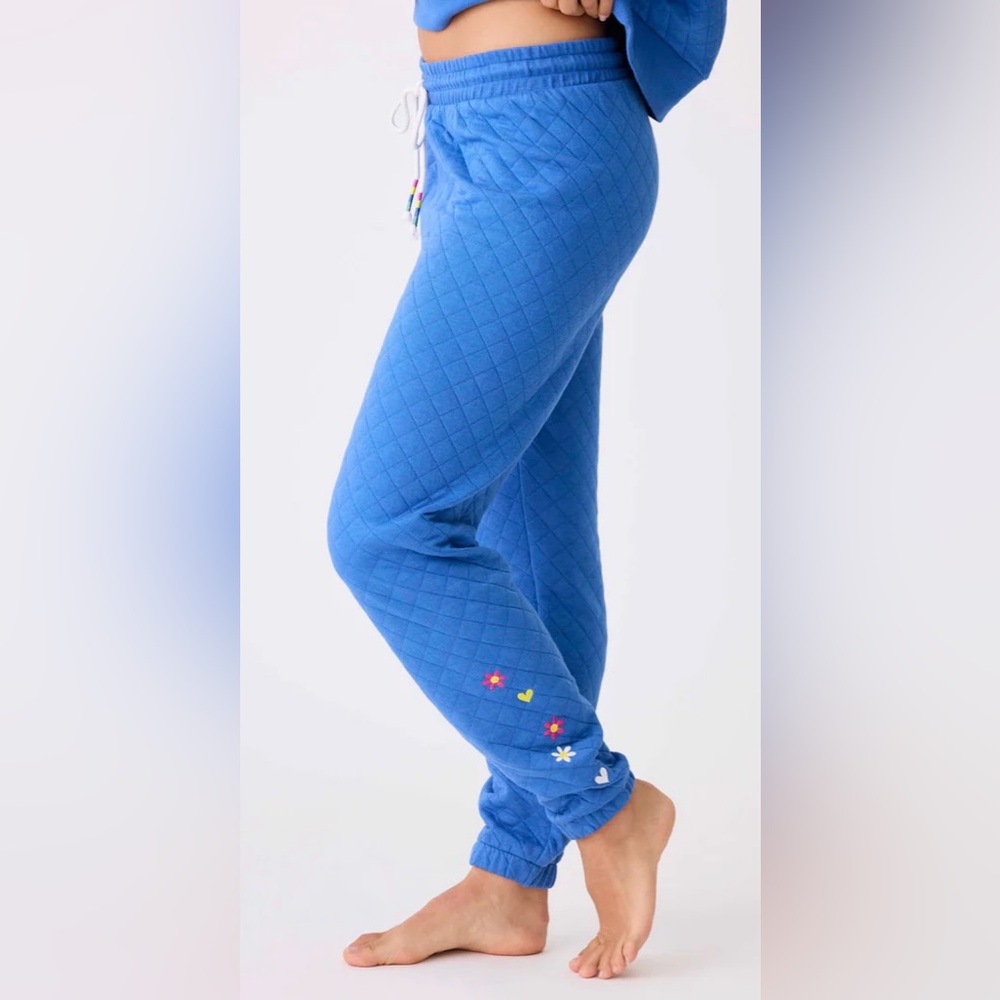 P.J. Salvage Electric Vibes 🌼💛☮️Embroidered Blue Joggers Medium NWT !